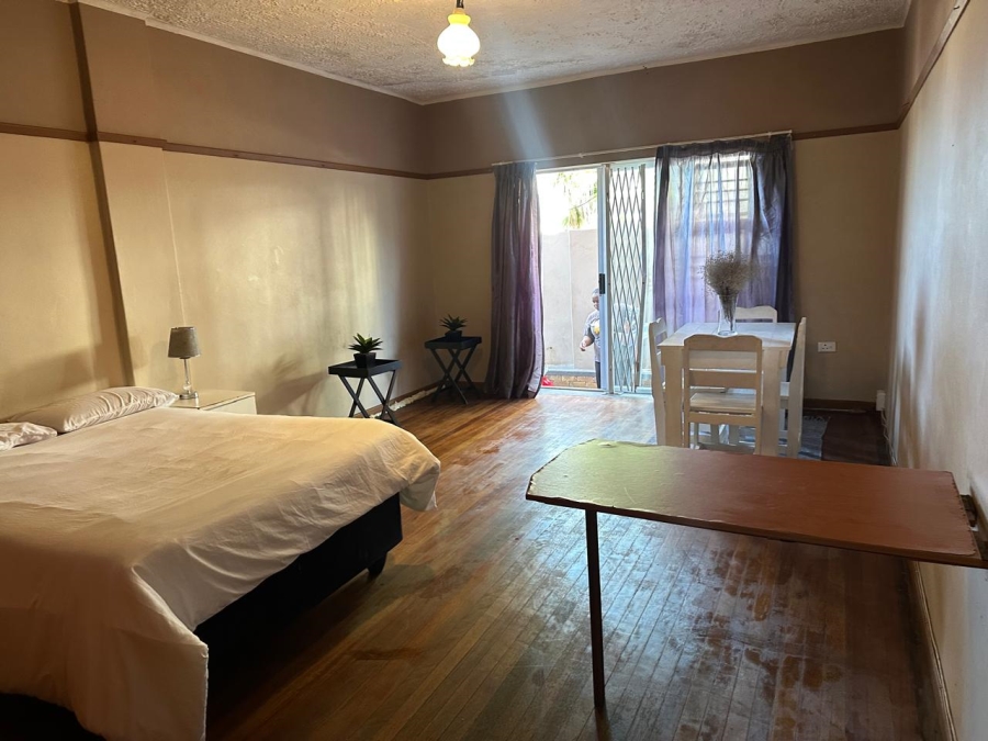 1 Bedroom Property for Sale in Quigney Eastern Cape